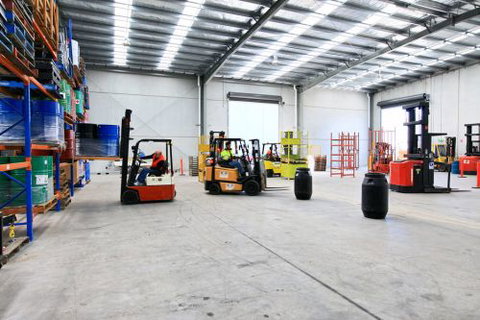 Advanced Forklift Licences & Training Pty Ltd - Perth Private Schools 1