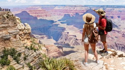 Hikers face urgent Grand Canyon heat warning after teen's death on popular trail Perth Private Schools